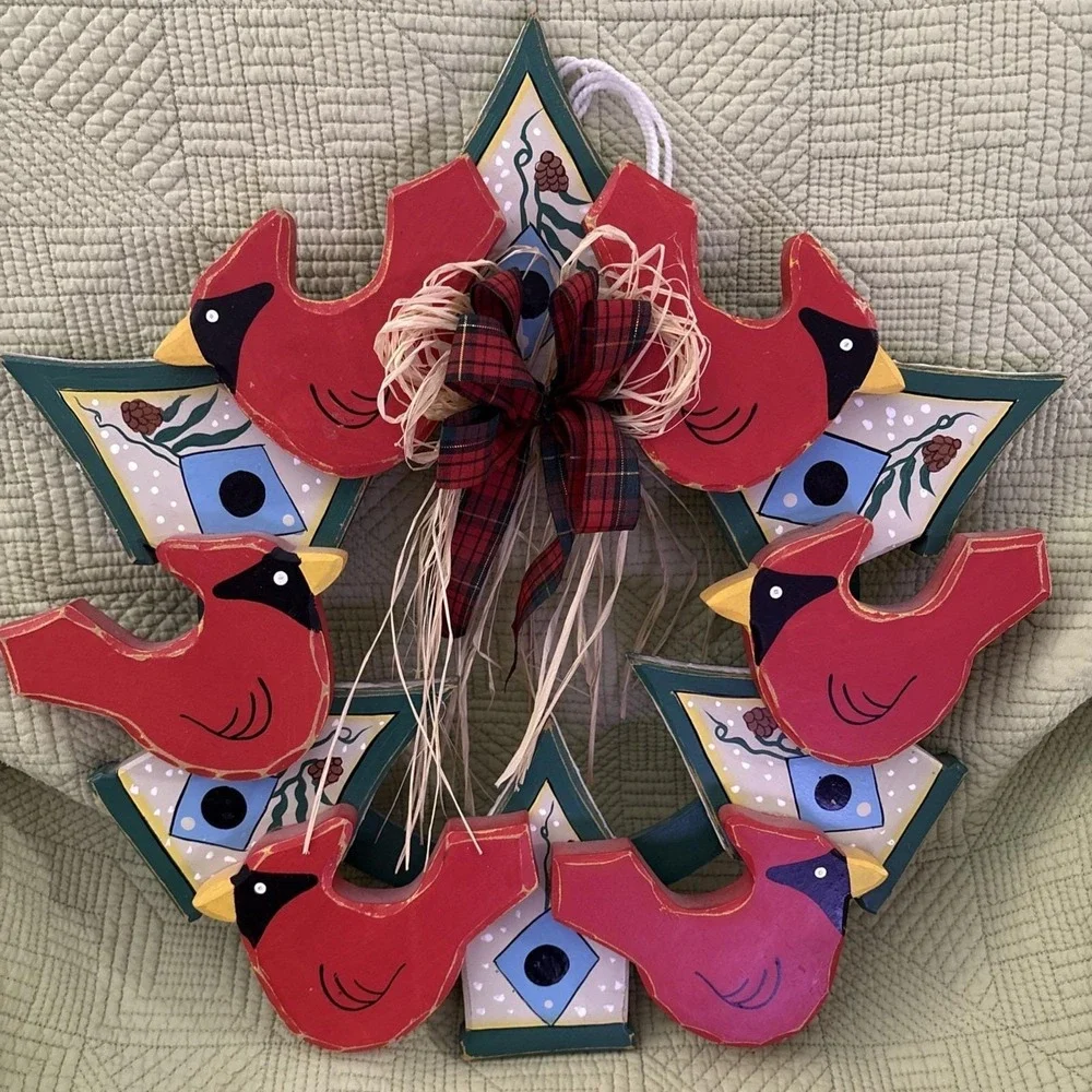Wooden Red Cardinal Wreath Wall Hanging Country Folk Art Birdhouse Decor 17x17